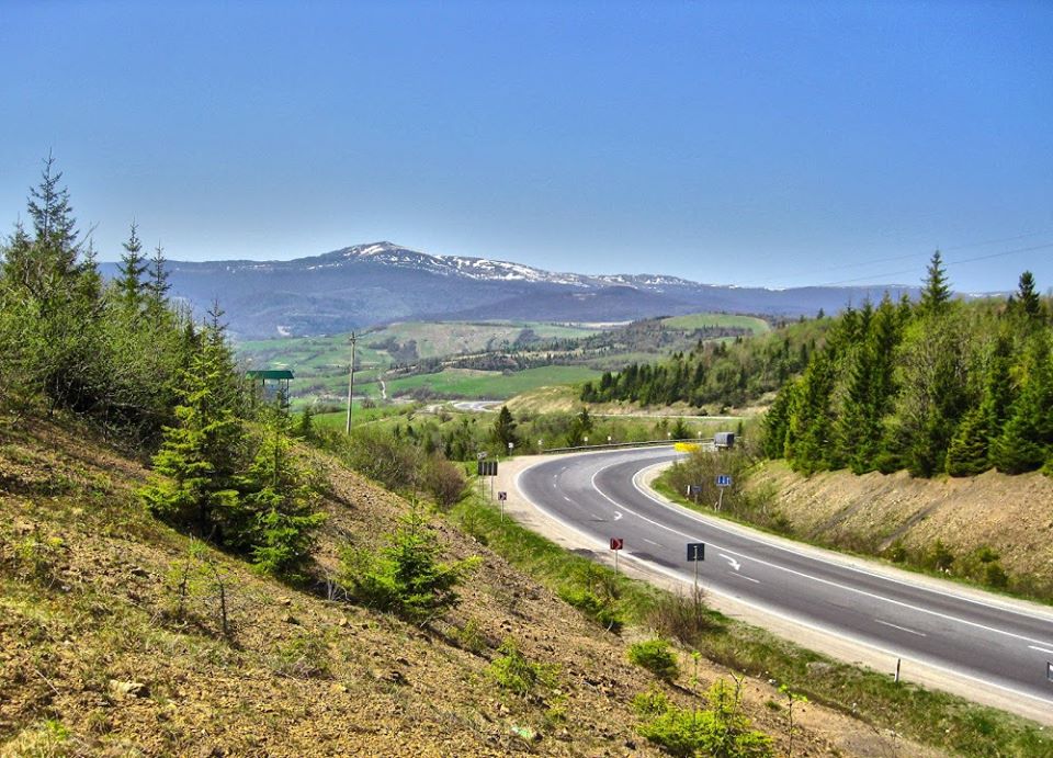Як виглядають найвищі автомобільні перевали Українських Карпат (фото) – Versii.if.ua