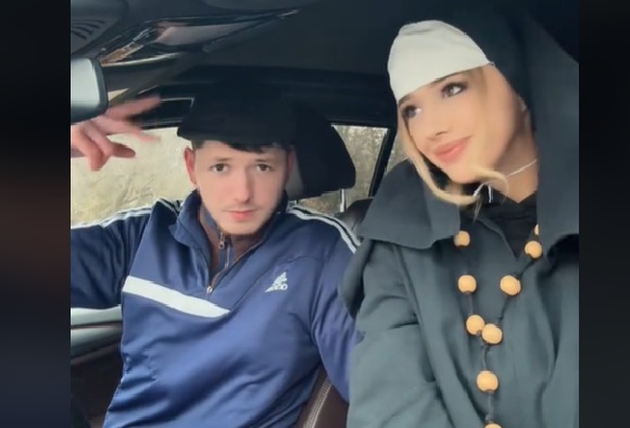 Франківський блогер Варварук знявся у кліпі Сімбочки на російську пісню (відео)