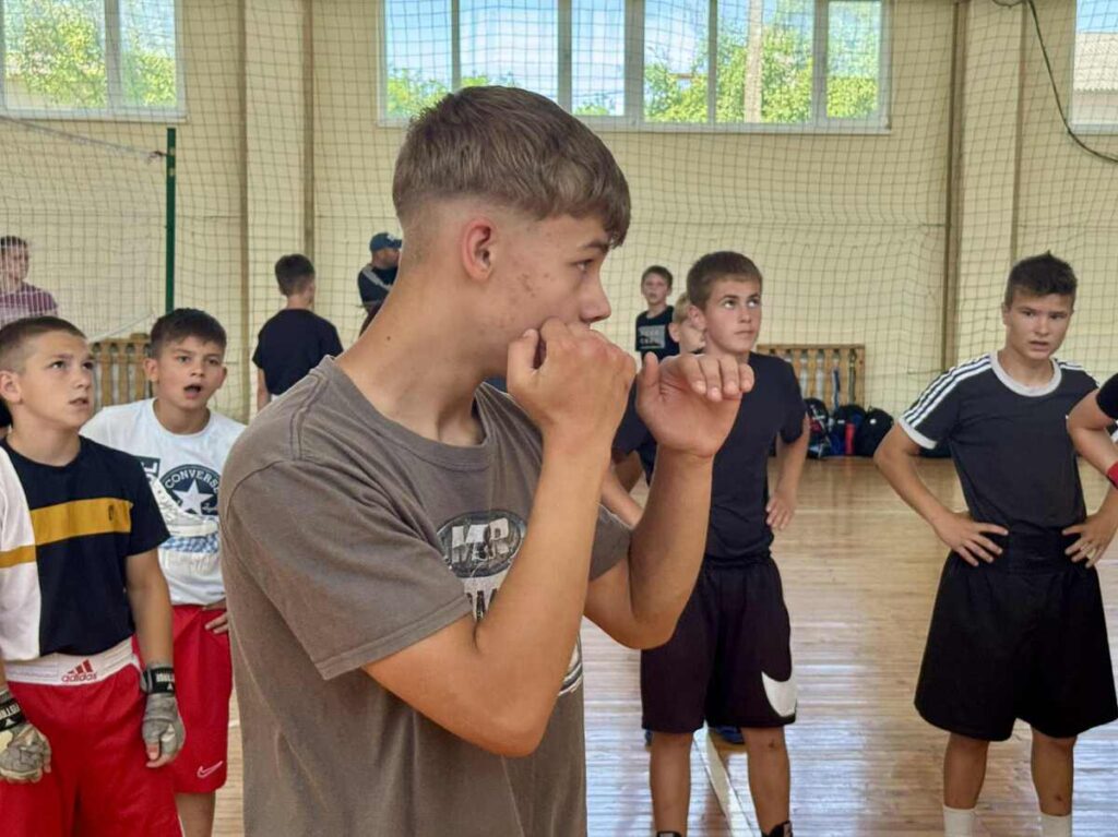 У Тлумачі відбуваються Всеукраїнські навчально‑тренувальні збори юних боксерів