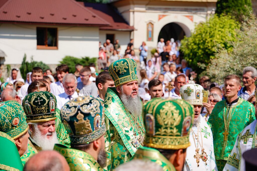 Як у Маняві за участі Митрополита Епіфанія проходила Всеукраїнська проща 