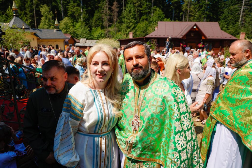 Як у Маняві за участі Митрополита Епіфанія проходила Всеукраїнська проща 