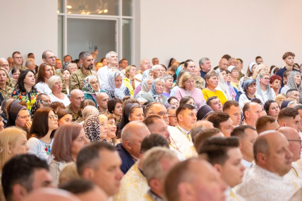 У селі Старуня, за участі Глави УГКЦ Блаженнішого Святослава, відбулося освячення нового храму