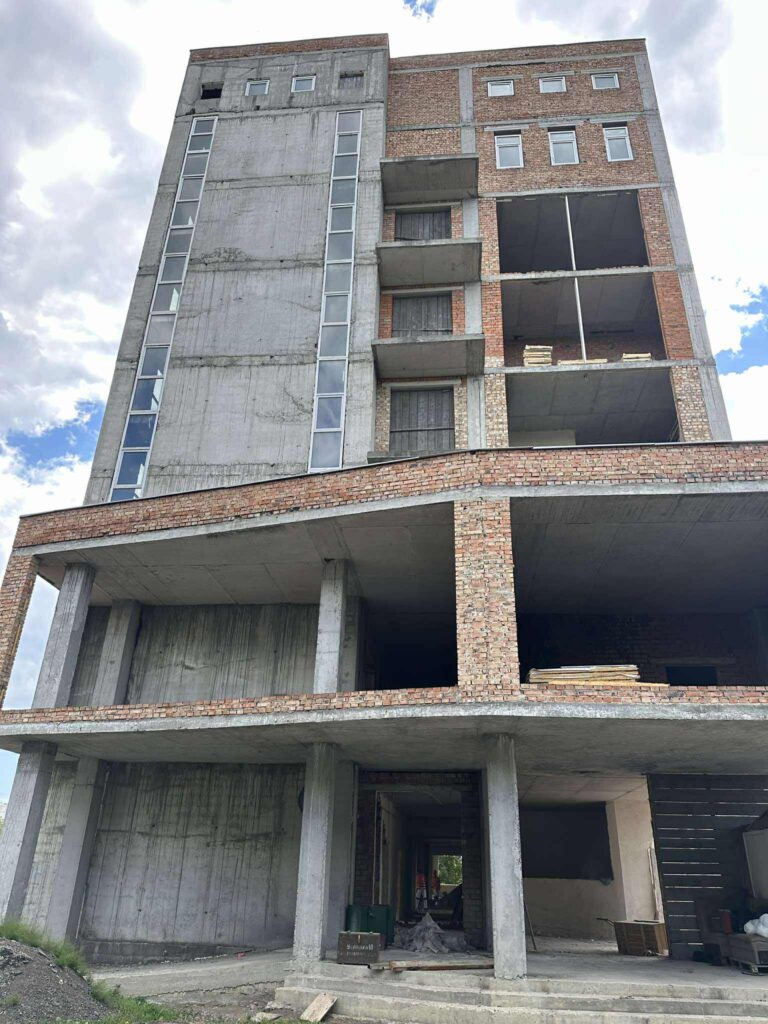 Шість відділень, готель та укриття: як виглядатиме реабілітаційний центр на Пасічній в Івано-Франківську