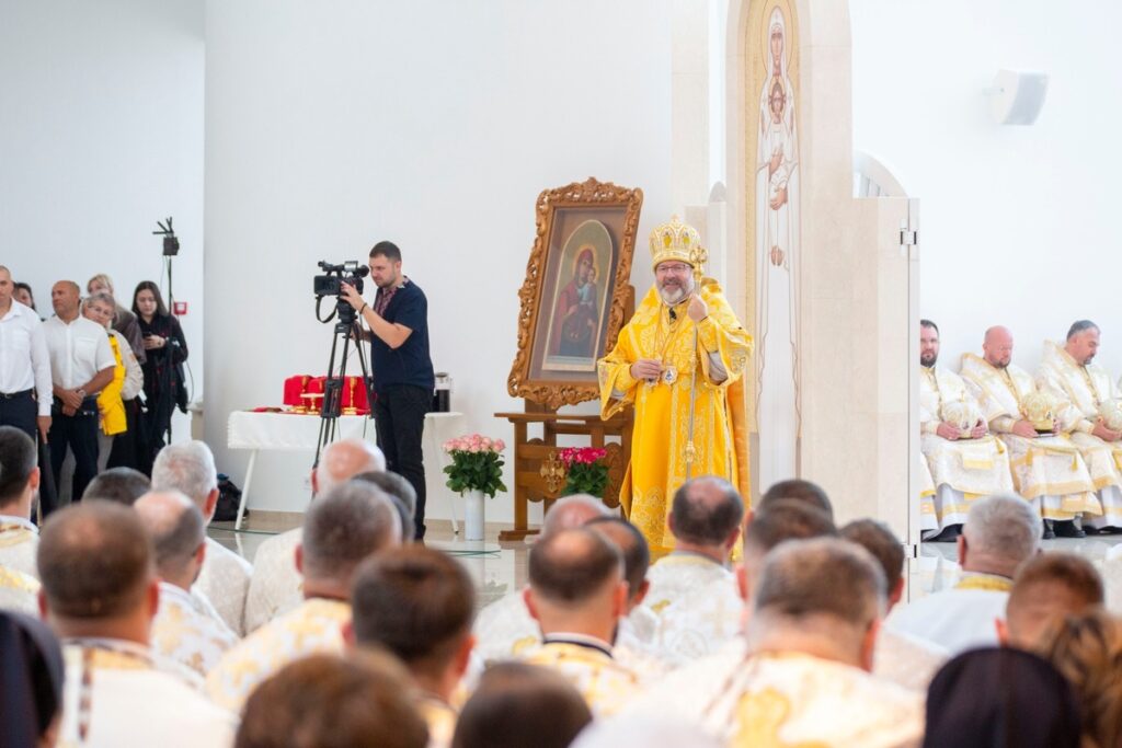 У селі Старуня, за участі Глави УГКЦ Блаженнішого Святослава, відбулося освячення нового храму