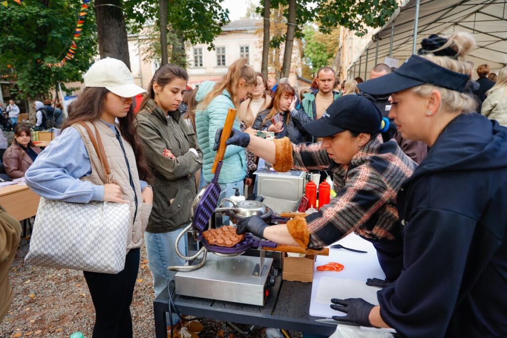 В Івано-Франківську презентували ветеранський бізнес і провели ярмарок вакансій 