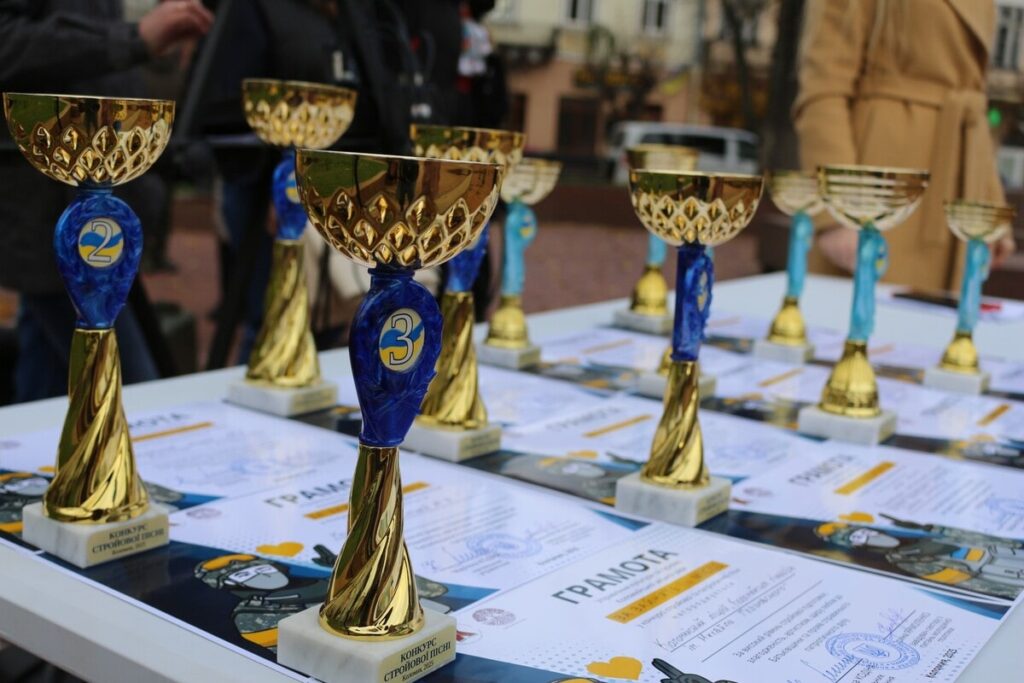 У Коломиї відбувся конкурс патріотичної та стройової пісні