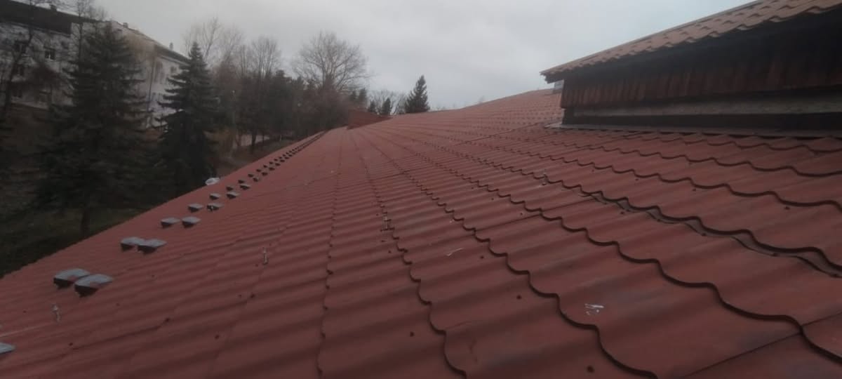 В онкологічному центрі Івано-Франківська встановлюють сонячну електростанцію від Литви