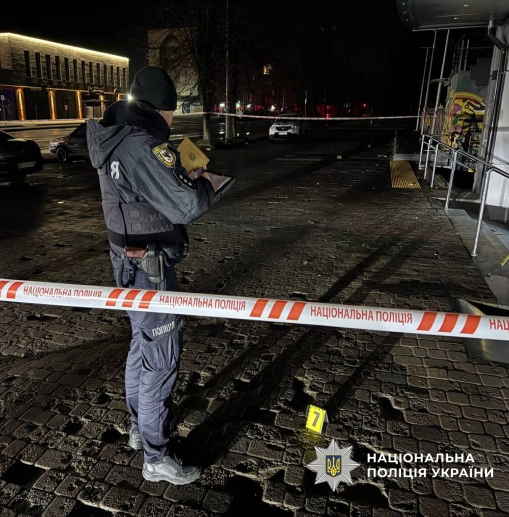 Смертельна бійка в Івано-Франківську біля нічного клубу Ельдорадо: поліцейські затримали трьох підозрюваних
