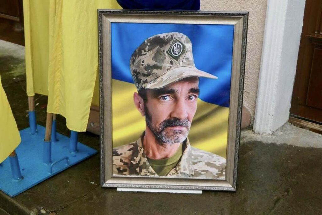 У Калуші попрощалися з полеглим захисником Ярославом Калиновським