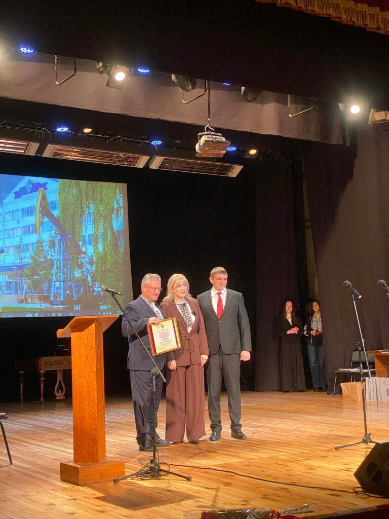 25 років формування управлінської еліти Івано-Франківщини: кафедра публічного управління ІФНТУНГ відзначила ювілей 