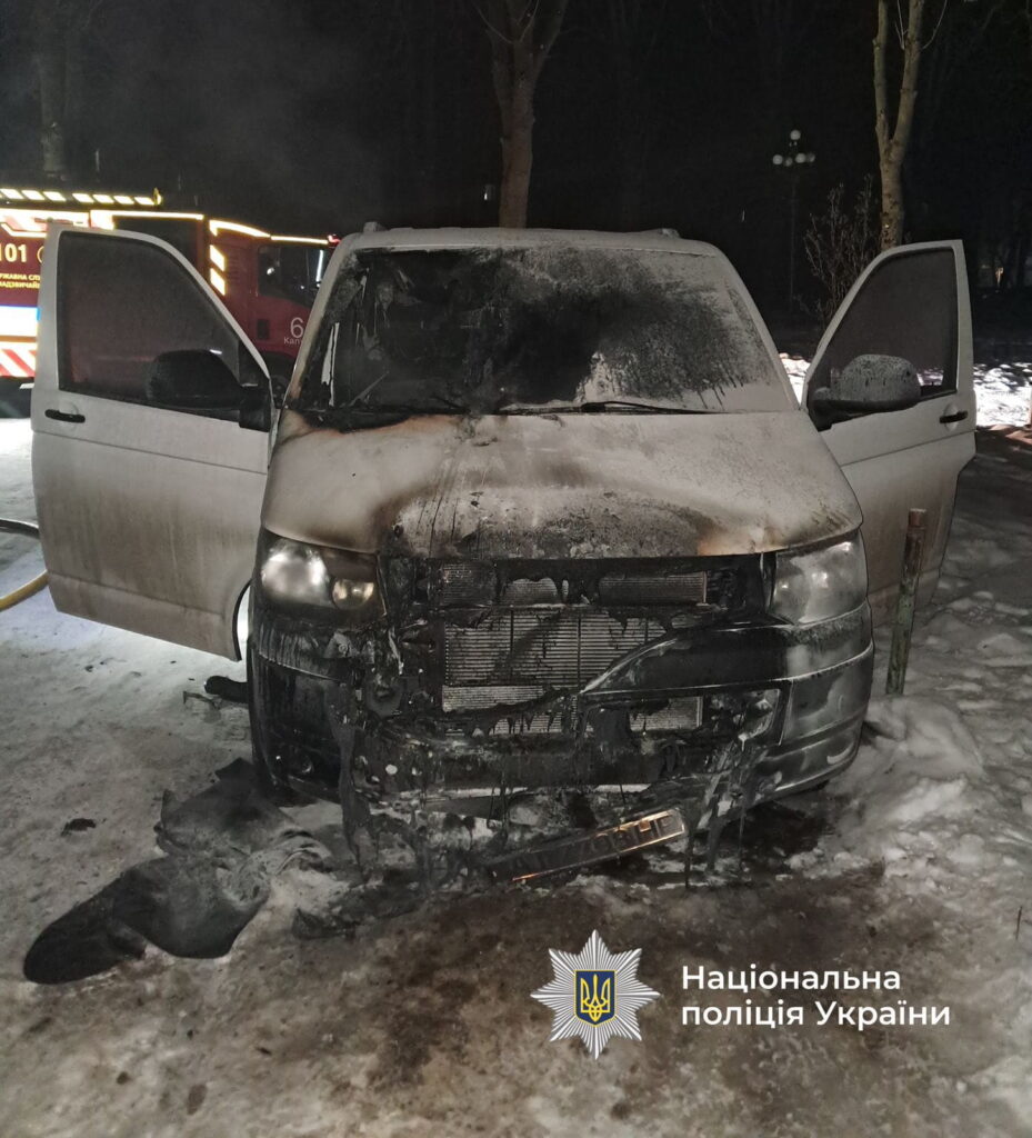 У Калуші невідомі підпалили автомобіль
