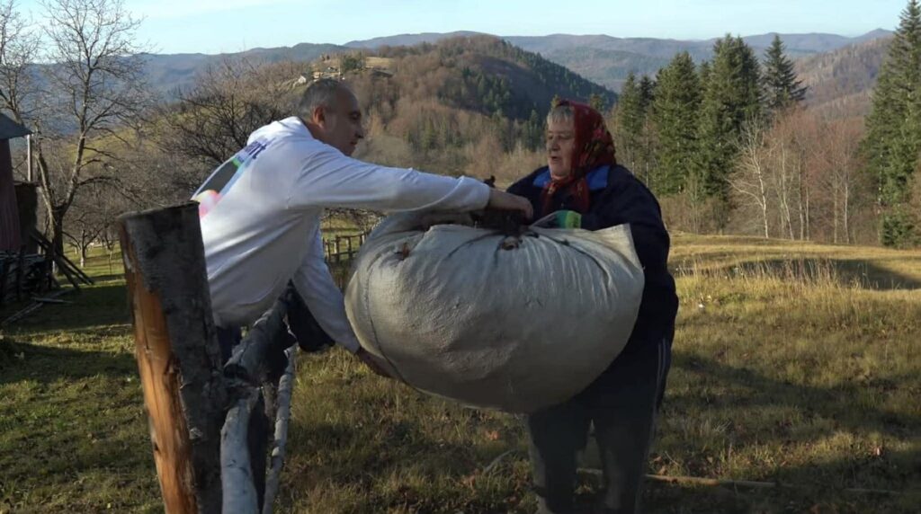 Як живуть люди у найвіддаленішому присілку Яремче