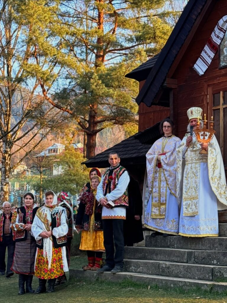 Телеведучий Андрій Бєдняков святкував Великдень у Криворівні