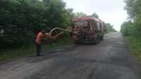 На автодорозі державного значення Р-20 Тязів – Старі Кути триває аварійний ремонт покриття