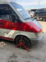 На Львівщині прикордонники виявили викрадений у Німеччині Mercedes