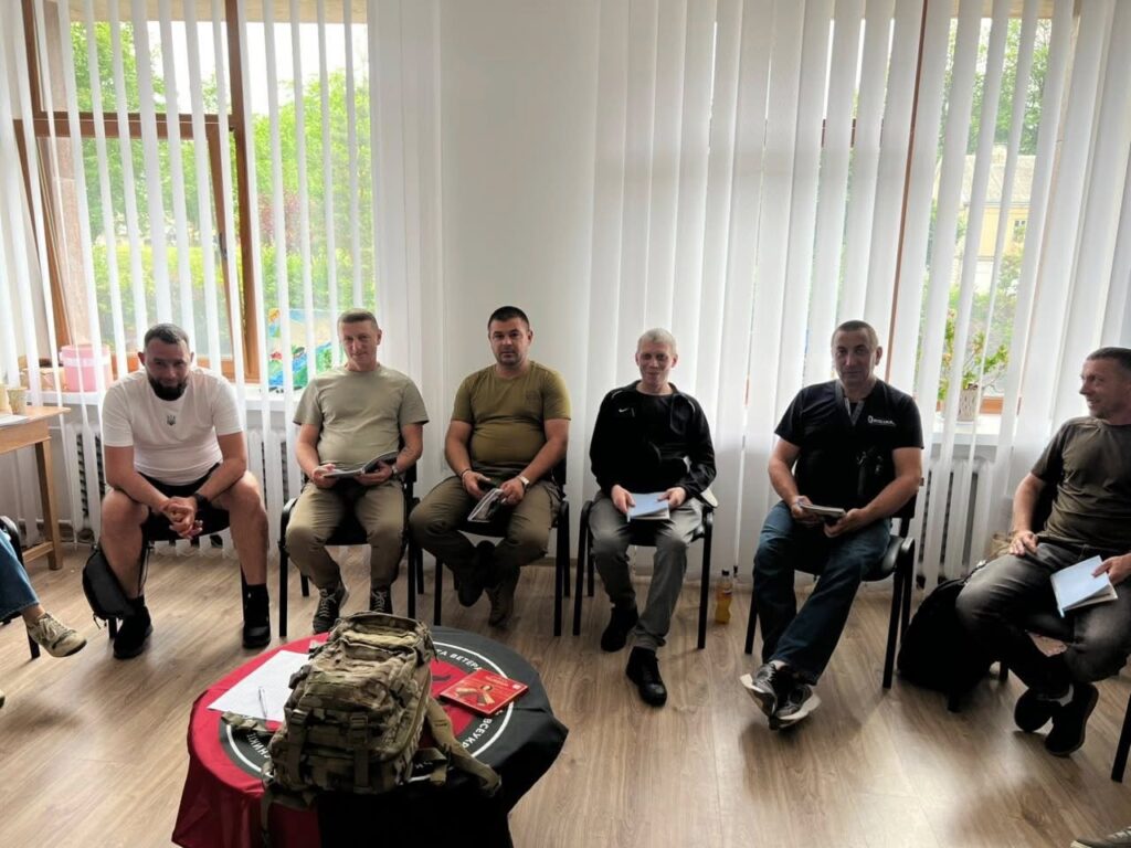 В Івано-Франківську ветерани взяли участь у британсько-українській програмі відновлення «Надійне Майбутнє» (фото) 5 719251822 1017422670622604 6505201277785660014 n