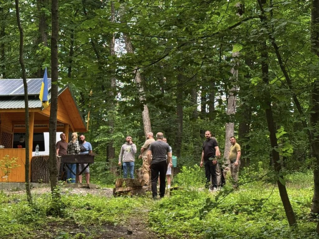 В Івано-Франківську ветерани взяли участь у британсько-українській програмі відновлення «Надійне Майбутнє» (фото) 6 720207314 1017422617289276 3893568663260888233 n